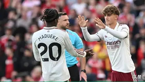 阿森纳替补爆发逆转毕尔巴鄂，欧冠局势生变对曼城构成压力